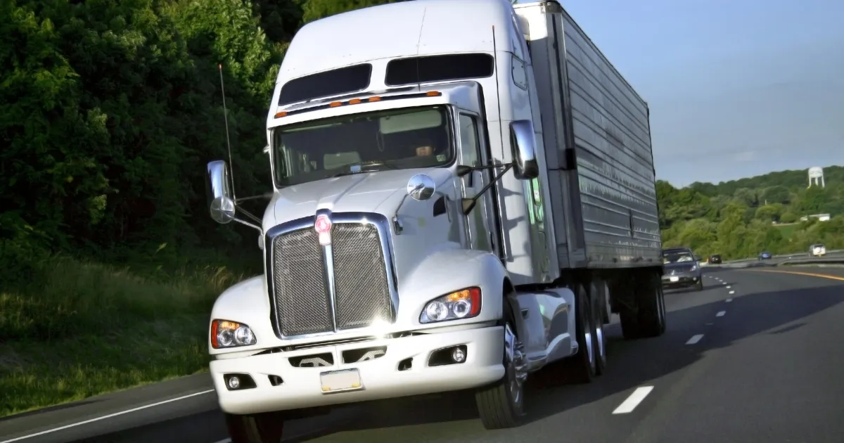 5 Reasons to Hire a Big Rig Accident Attorney in Savannah, GA